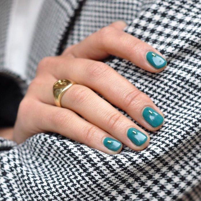 10 χρώματα για το επόμενο μανικιούρ σου