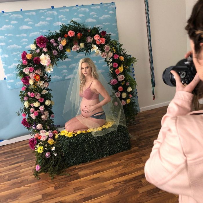 Beyonce στη θέση της Beyonce!Η star περιμένει δίδυμα και αυτή της η φωτογραφία σου είναι πολύ γνωστή