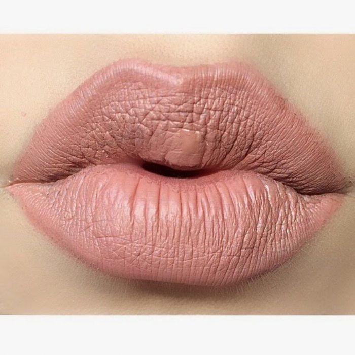 Τα nude χείλη είναι hot. Σου βρήκαμε 10 ιδέες για να τα υιοθετήσεις