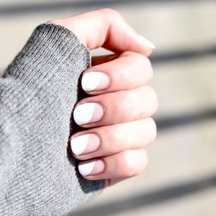 20 τέλεια minimal nail art που μπορείς να κάνεις στο σχολείο
