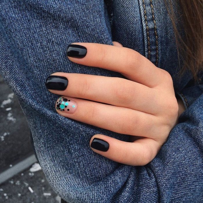 20 τέλεια minimal nail art που μπορείς να κάνεις στο σχολείο