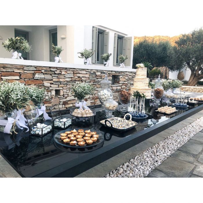 Χριστίνα Μπόμπα-Σάκης Τανιμανίδης: Δες την τούρτα γάμου που επέλεξε το ζευγάρι