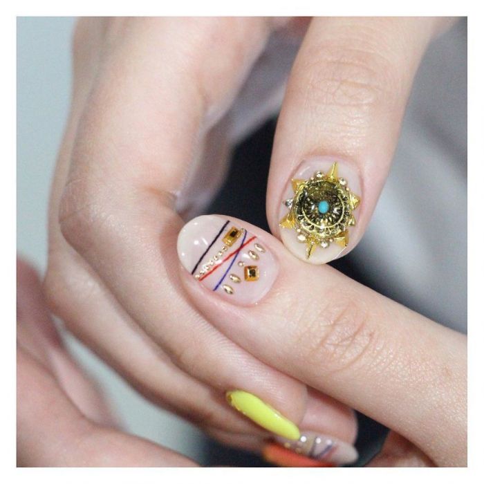 #BraceletNails: Ήταν, είναι και θα είναι το απόλυτο glam nail art 
