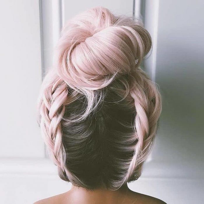 Ροζ μαλλιά: 10 ιδέες για να το κάνεις όπως η Khloe