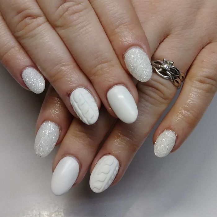 #SweaterNails γιατί… πάνε με τον καιρό!