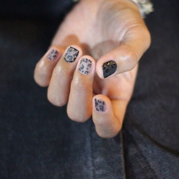 Leopard Print is still in! Και έχουμε δέκα πολύ διαφορετικούς τρόπους για να το υιοθετήσεις