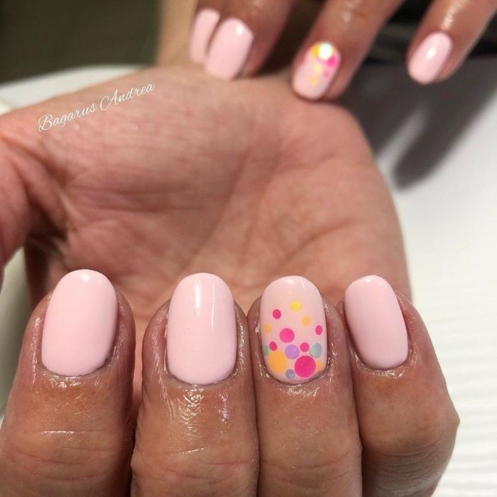 Βίντεo: Υπέροχα ανοιξιάτικα σχέδια για τα νύχια σου 