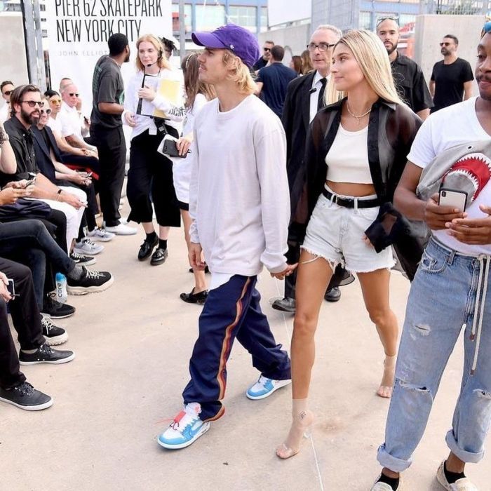 Τα φιλιά γεμάτα πάθος του Justin και της Hailey Bieber 