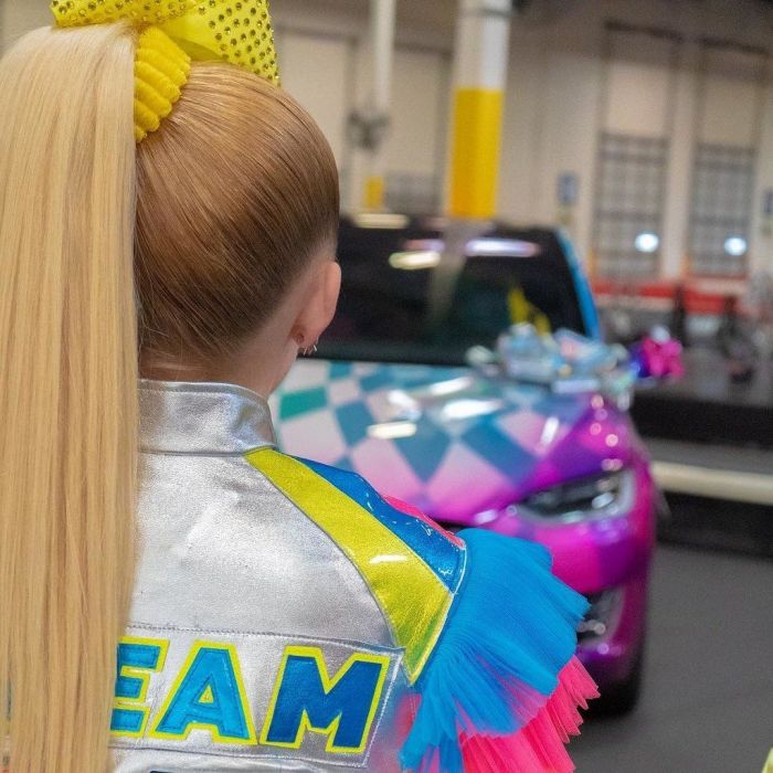 Η κοπέλα με την έχθρα με τον Justin Bieber είχε γενέθλια και το πάρτι ήταν «τρελό»