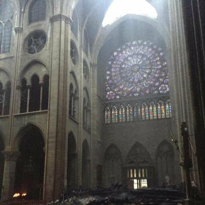 Ο Κουασιμόδος θρηνεί για την καμένη Notre-Dame κι εμείς δακρύζουμε