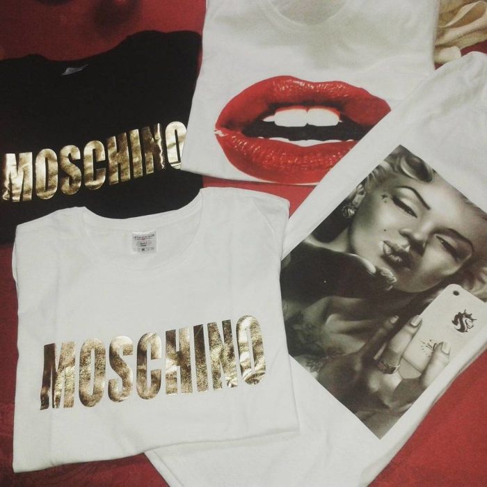 T-shirts με στάμπα