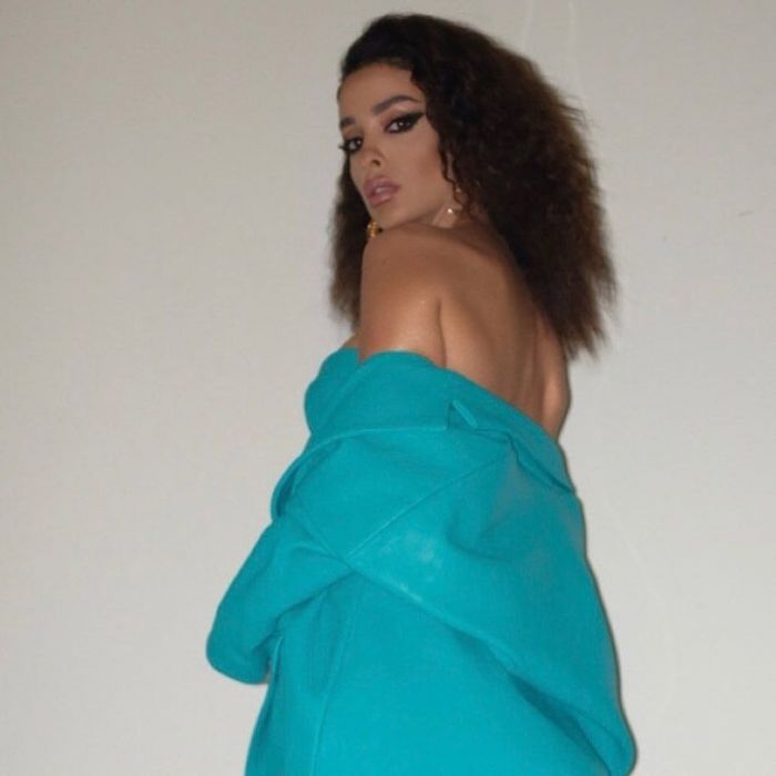 Ελένη Φουρέιρα: Κυκλοφόρησε 3 νέα τραγούδια και δε θα σταματήσεις να τα ακούς 