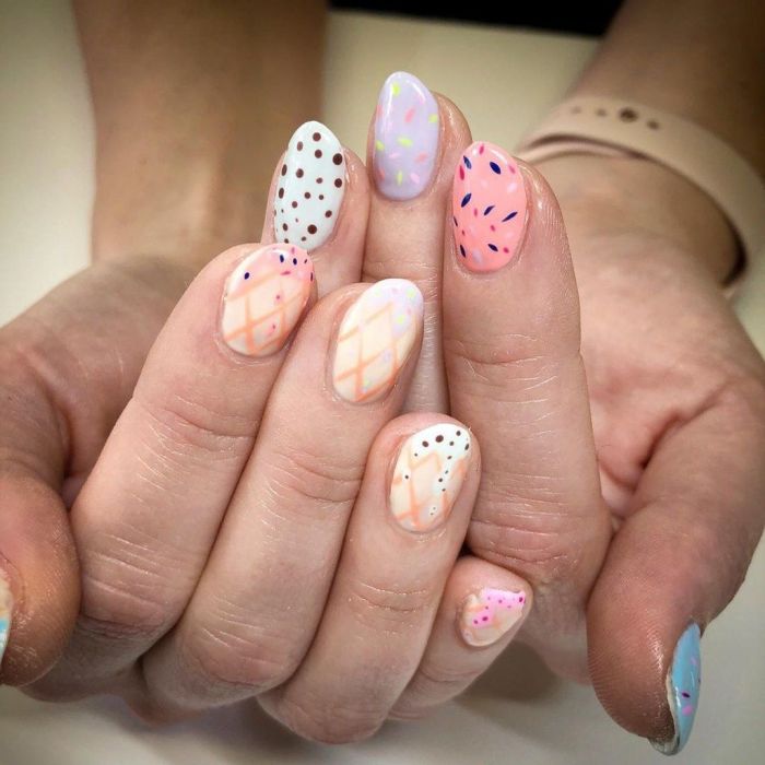 Με παιχνιδιάρικη διάθεση.