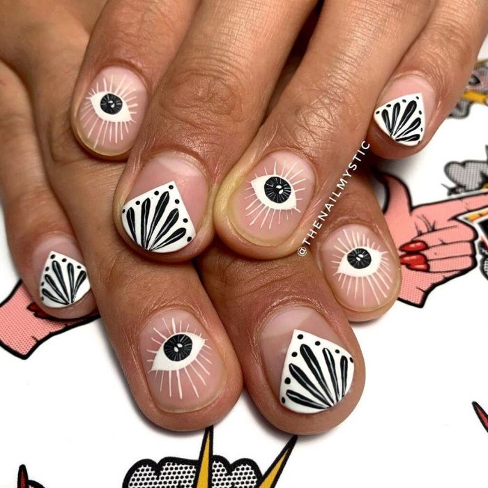 @thenailmystic Είναι το πιο boho σχέδιο από όλα και το αγαπημένο μας