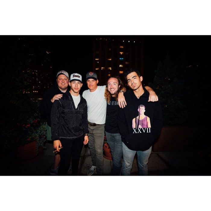 «Δεν μπορώ να σας ευχαριστήσω όλους για την αγάπη σας και τις ευχές σας. Είμαι ευγνώμων. Επισήμως 27!»