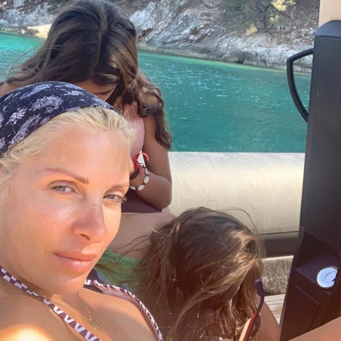 Η Λάουρα και η Βαλέρια 