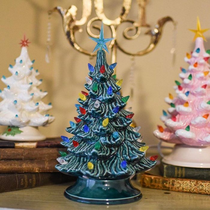 To trend στα δεντράκια των φετινών Χριστουγέννων είναι χαριτωμένο και πολύ νοσταλγικό (photos)