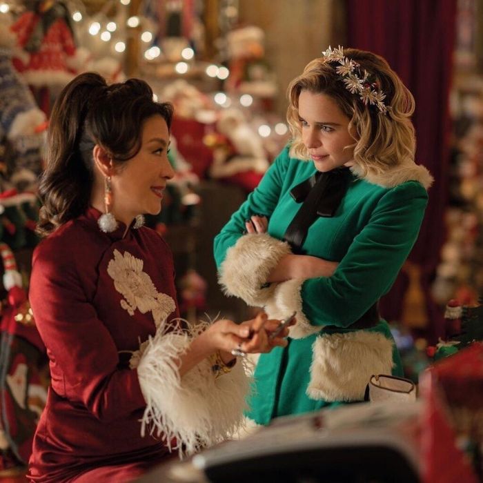 Η ταινία είναι ένα «νεύμα» για το εμβληματικό χριστουγεννιάτικο τραγούδι των Wham αλλά δεν είναι αυτή η μόνη σύνδεση με τον George Michael. Η ταινία διαθέτει 15 από τα τραγούδια του.