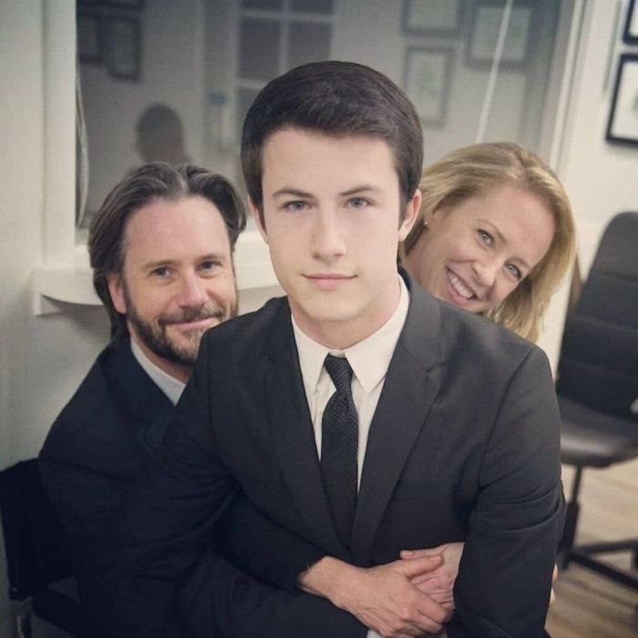 4.	Πριν επιλεγεί η Langford ως Hannah, ο ρόλος θα πήγαινε στη Selena Gomez.