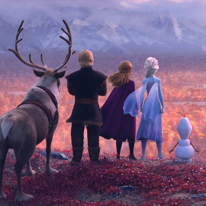 Η Idina Menzel, η φωνή πίσω από τη βασίλισσα Elsa, σε πρόσφατη συνέντευξή της όπου μίλησε για το τέλος του Frozen, ήταν πολύ συναισθηματικά φορτισμένη. 