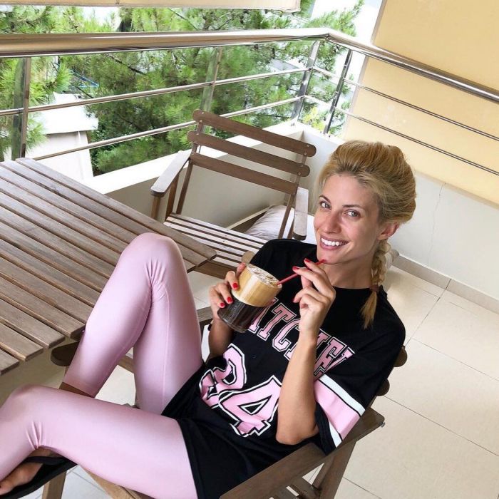 Καλημερούδια!
Ξυπνάμε νωρίς για να αδράξουμε τη μέρα!
Πριν απ´ όλα όμως χρειάζεται ένα καφεδάκι για να ανοίξει το ματάκι?και να ξεκινήσουμε το πρόγραμμα με όρεξη και ζωντάνια!
———————————————————
#morningcoffee #earlybirds #morningfun #myday #myroutin