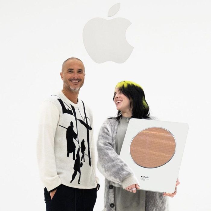 Συγκεκριμένα, όμως, είπε στον Zane: «Δεν ξέρω τι ακριβώς ήταν αυτό που με έριχνε. Δεν νομίζω ότι η κατάθλιψή μου είχε κάποια σχέση με το album, γιατί ακόμη και όταν κυκλοφόρησε ένιωθα ακριβώς έτσι. Μου πήρε κάποιους μήνες να επανέλθω».