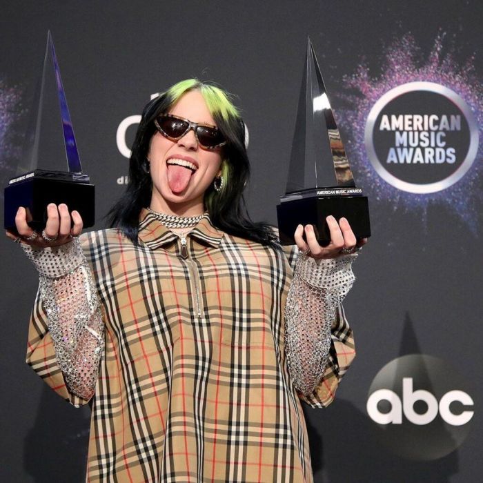 Billie Eilish: Αποκάλυψε ένα video από όταν ήταν 12 χρονών και είναι ό,τι πιο γλυκό έχεις δει σήμερα