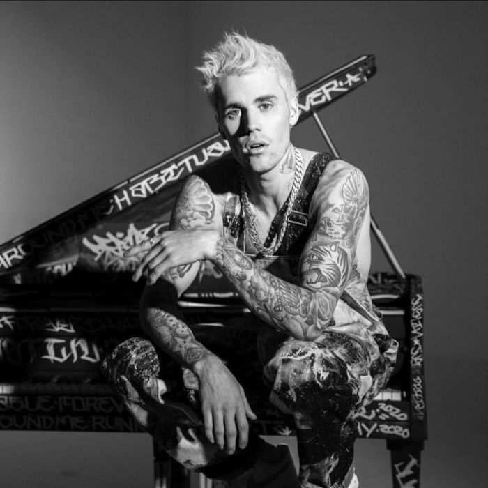 Τα επεισόδια της σειράς θα είναι δωρεάν με διαφημίσεις, ενώ όσοι θέλουν να δουν τη σειρά άνευ διαφημίσεων θα μπορούν να πληρώσουν συνδρομή 12 δολάρια το μήνα.