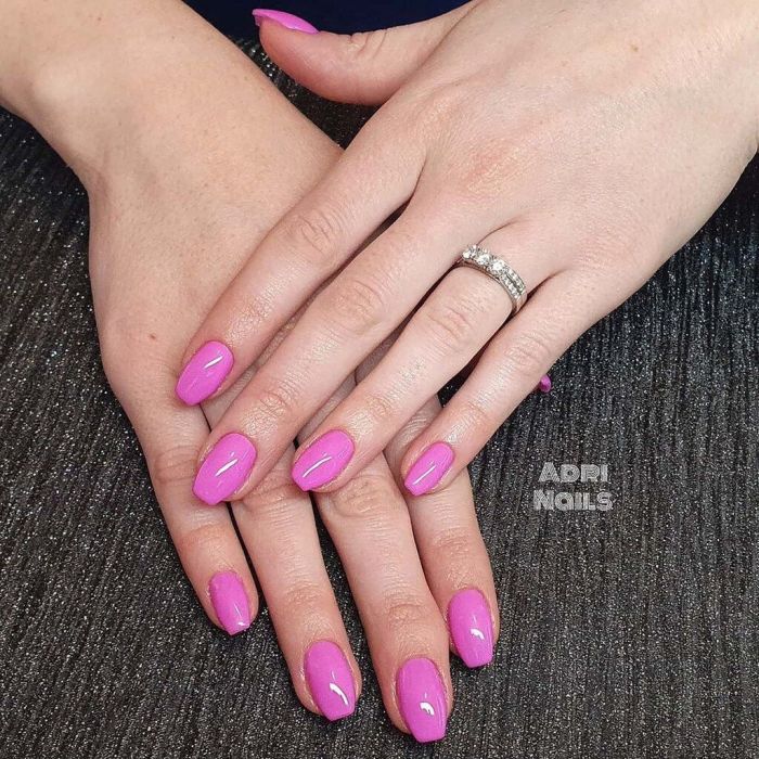 6) Ανοιχτό ροζ