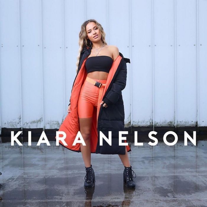 Γνώρισε την 22χρονη Kiara Nelson μέσα από το ολοκαίνουριο track «Adore You»