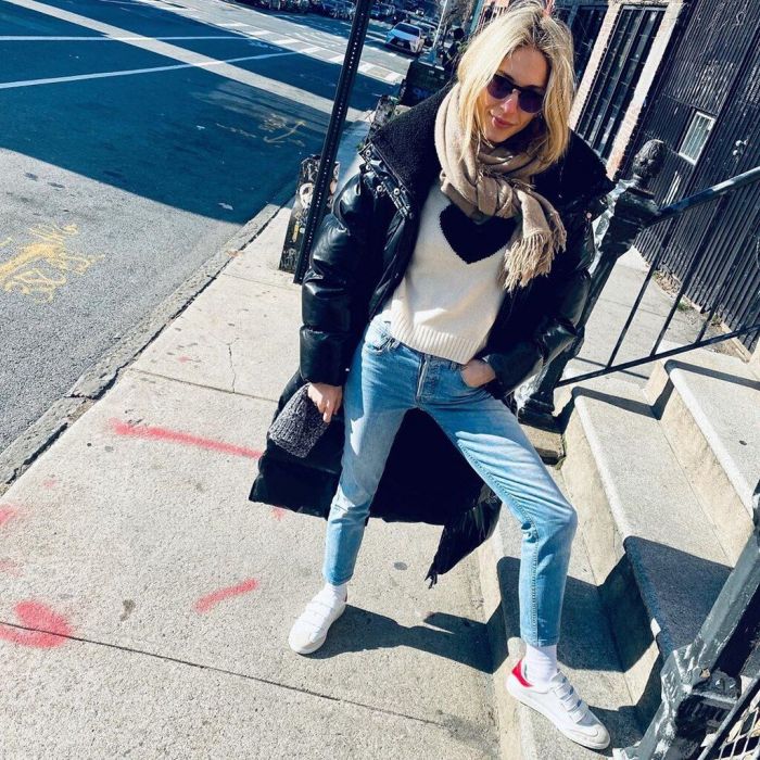 Καθόλου δε διστάζει να αυτοτρολάρεται κι εμείς μένουμε θεατές αυτού, όπως συνέβη και με την πρόσφατη ανάρτησή της.