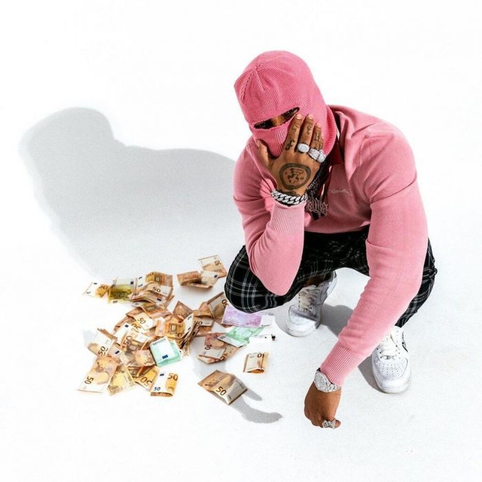 Μόλις «έσκασε» το official music video του Light και είναι ό,τι πιο «Magic» έχεις δει