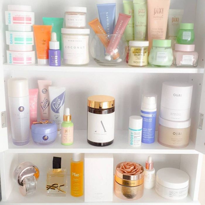 DIY: Η καλύτερη μάσκα μαλλιών με αβοκάντο