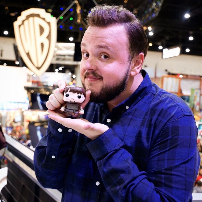 Όμως, μία τέτοια σειρά δεν μπορεί να σε κάνει να πάψεις να ασχολείσαι έτσι απλά.