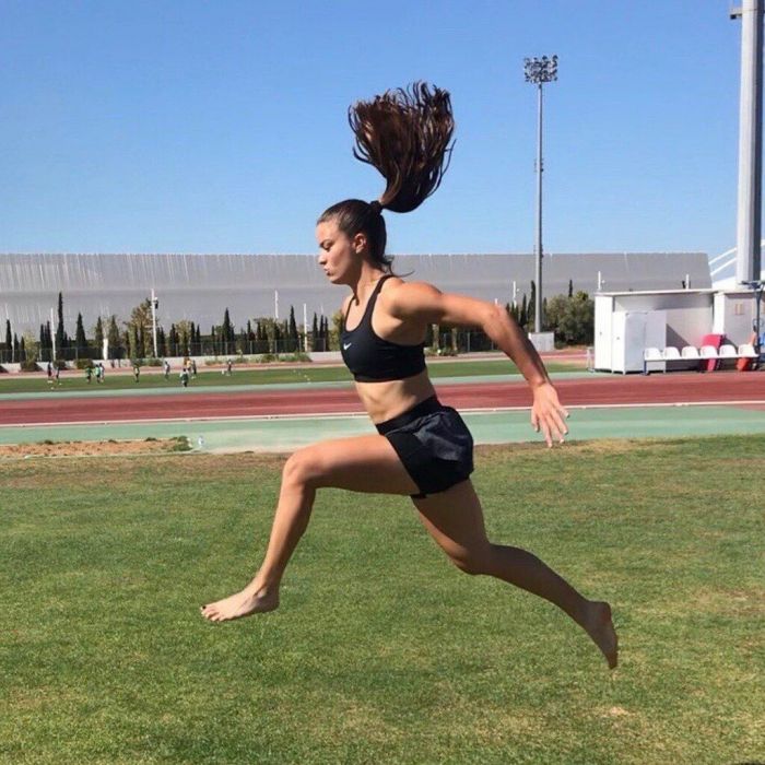 Πώς να μην εντυπωσιαστούμε όταν βλέπουμε τέτοιες φωτογραφίες με το κορμί της Μαρίας Σάκκαρη;