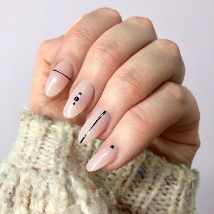 Αυτά είναι τα ωραιότερα σχέδια νυχιών για το καλοκαίρι