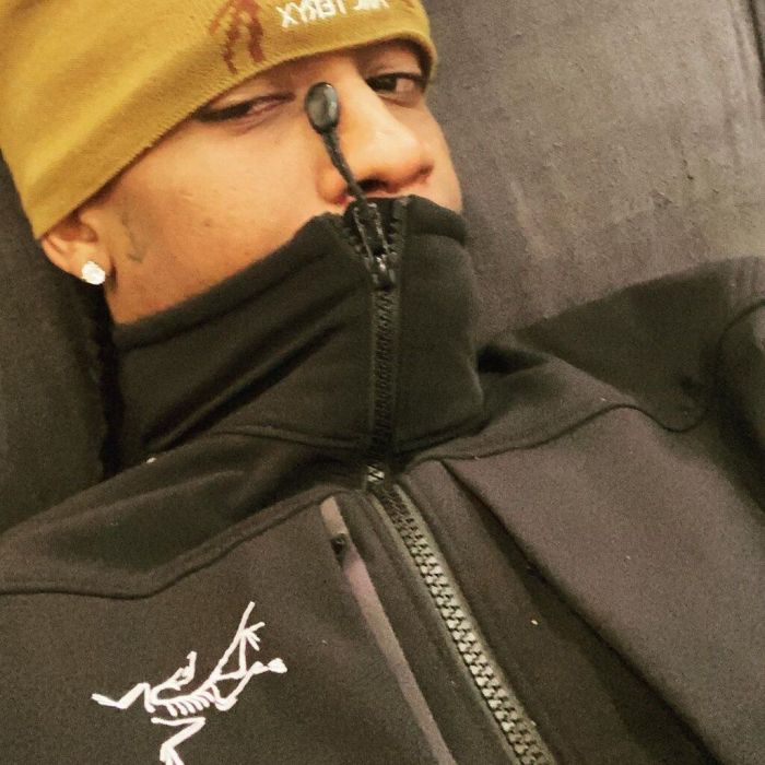 O Travis Scott ραπάρει στα Ισπανικά για χάρη της Roalia και του νέου «TKN»