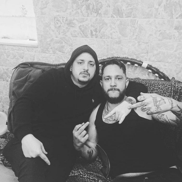 Ο Billy Sio και ο Light είναι το καλύτερο δίδυμο και ναι, «ανέβηκαν» στα trends 