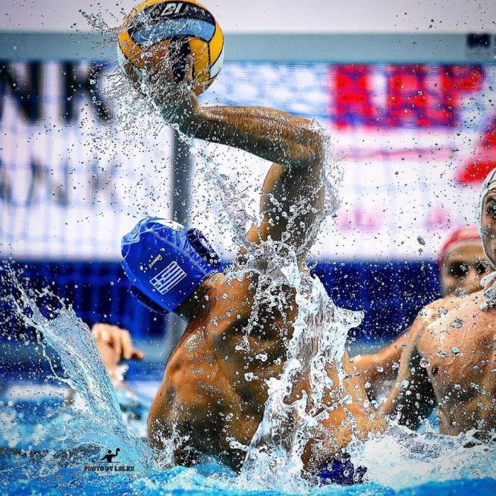 Κόνι Μεταξά: Ο κούκλος σύντροφός της μετακομίζει στην Αθήνα!Τον έχεις δει; 