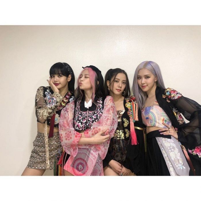 BLACKPINK: Φέρνουν την πιο hot χορογραφία και σε προκαλούμε να τη μάθεις