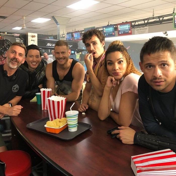 Netflix:3 σειρές που έρχονται έως το τέλος του μήνα και πρέπει να δεις ASAP