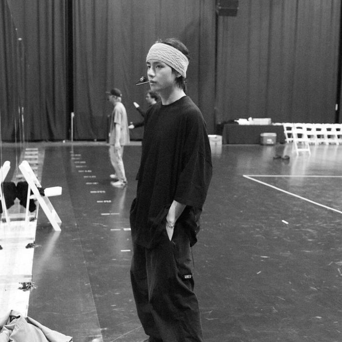 Ετοιμάσου! Oι BTS βγάζουν νέο single και έχουμε όσα πρέπει να ξέρεις