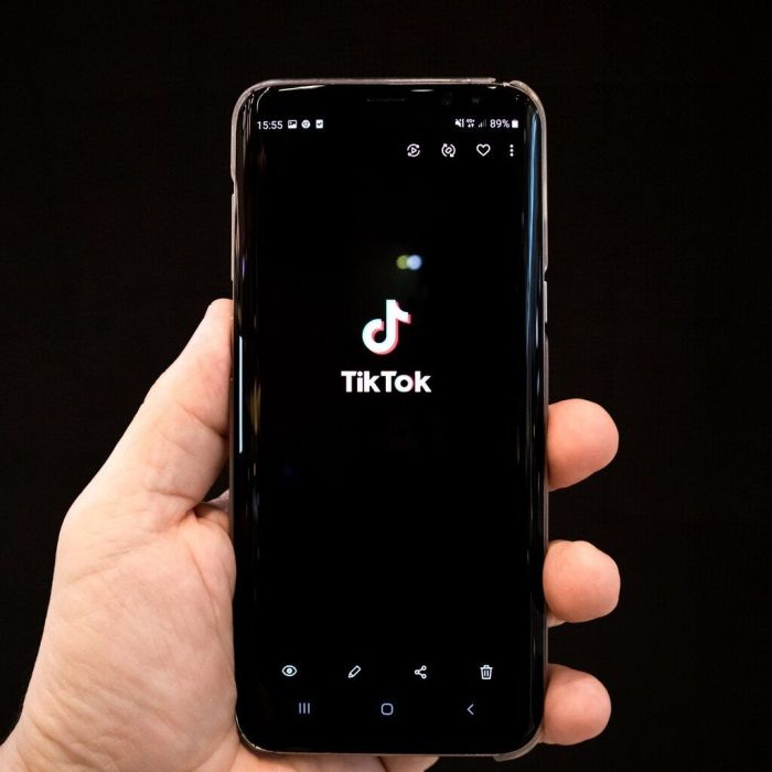 Θες να γίνουν viral τα videos σου στο Tik- Tok; Βάλε αυτά τα τραγούδια