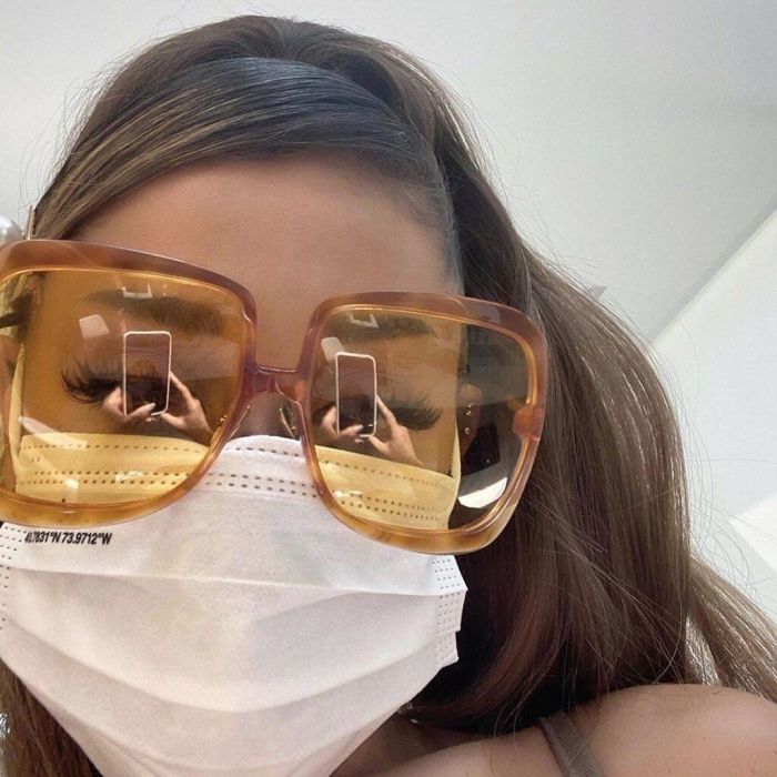 Βαρέθηκες την κλασική μάσκα; Έτσι θα τη διακοσμήσεις για να είσαι στιλάτη