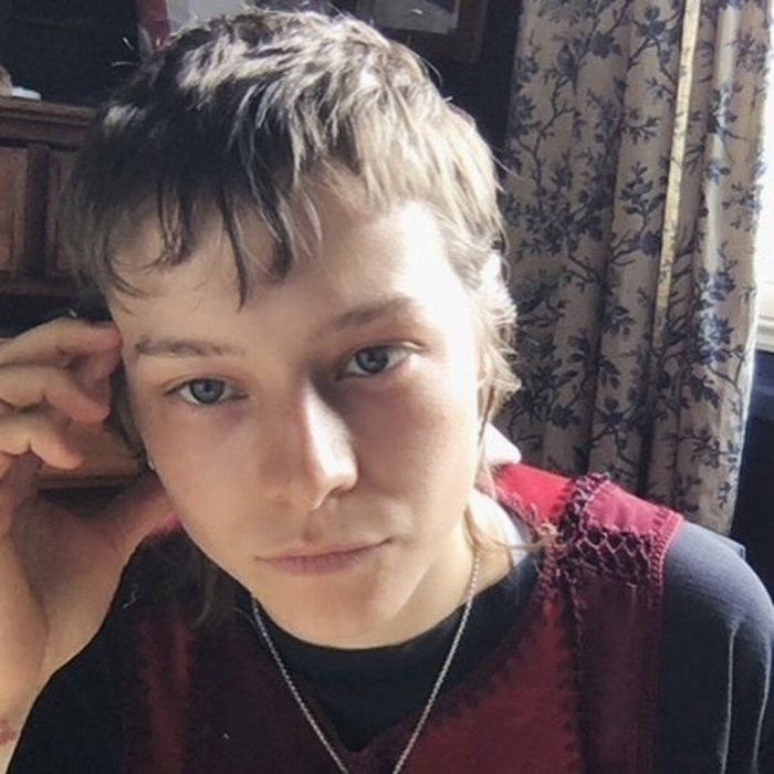 Emma D’Arcy – Rhaenyra Targaryen: Το πρώτο παιδί του βασιλιά και καβαλάρισσα δράκων. 