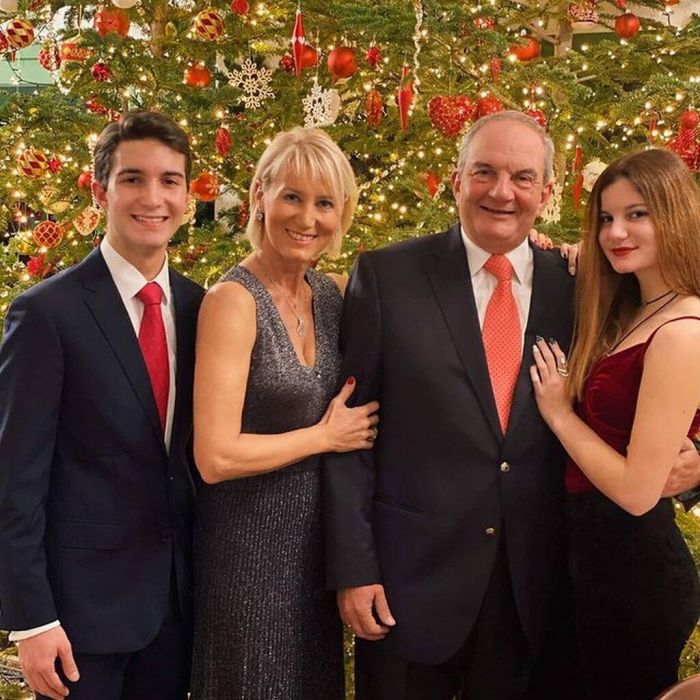 Πόσο μεγάλωσαν τα δίδυμα Καραμανλή-Παζαΐτη. Η εορταστική φωτό