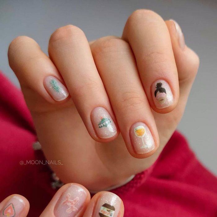 @_moon_nails 