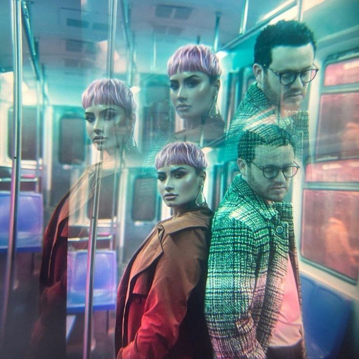 «Γι’ αυτό το λόγο ήθελα να συνεργαστώ σε αυτό το κομμάτι με τον Sam». 