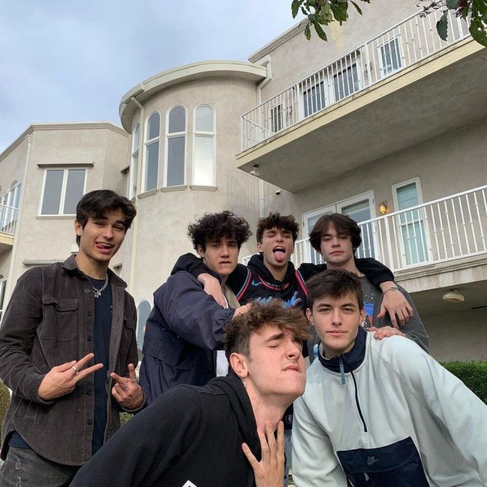 Η διασημότερη κοινότητα του Tik-Tok διαλύθηκε και υπάρχει λόγος