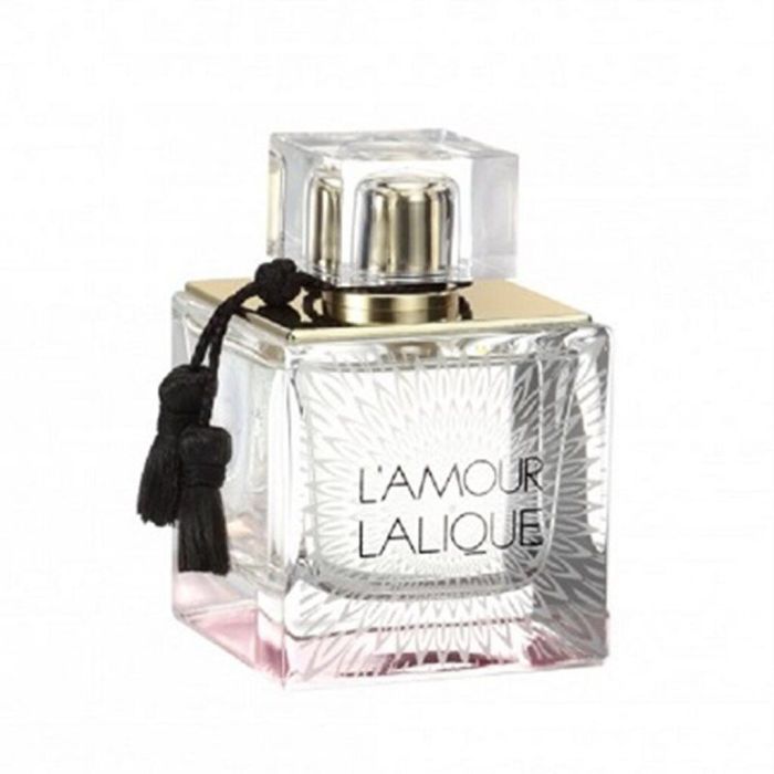 LALIQUE, L' AMOUR EAU DE PARFUM. Είναι δροσερό και ανάλαφρο, σαν τον νεανικό, πρώτο έρωτα! Ένα μπουκέτο με νότες από νερολί, τριαντάφυλλο, γαρδένια, γιασεμί, κέδρο, σανδαλόξυλο και musk. 
